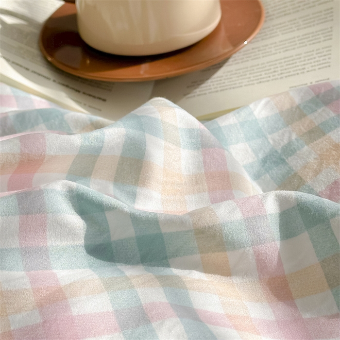 91家纺网 家纺一手货源 找家纺 古吉梦 2024新款水洗棉小清新印花格子系列四件套 G-七彩格+海青