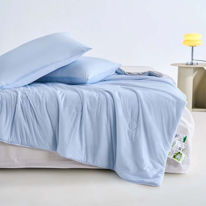 91家纺网 家纺一手货源 找家纺 梦恬佳2024新款A类冰淇凌凉感丝夏被 天空蓝