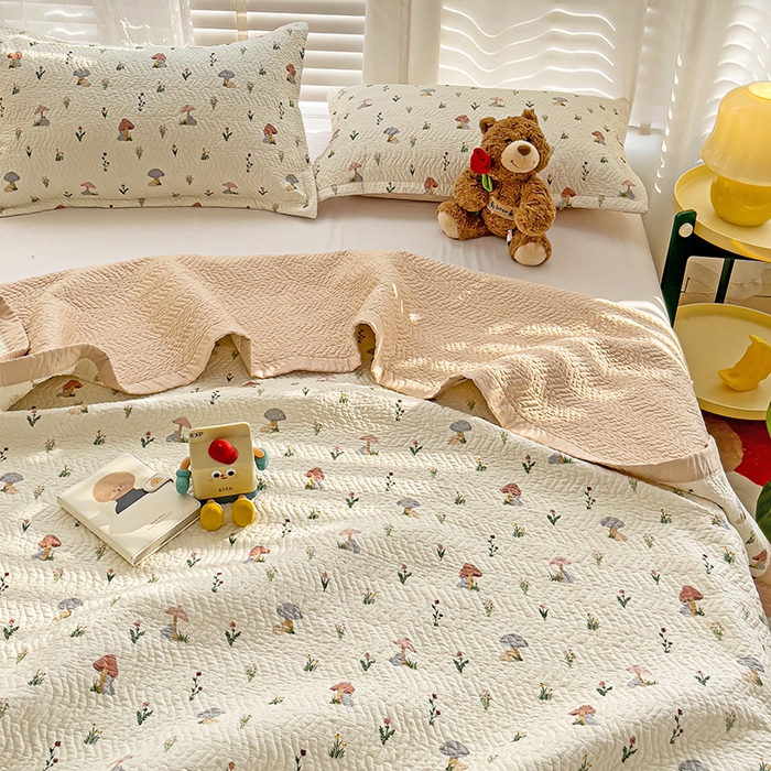 91家纺网 家纺一手货源 找家纺 2024新款A类60支双面全棉高温水洗夹棉单床盖填充新疆棉花 爱丽丝