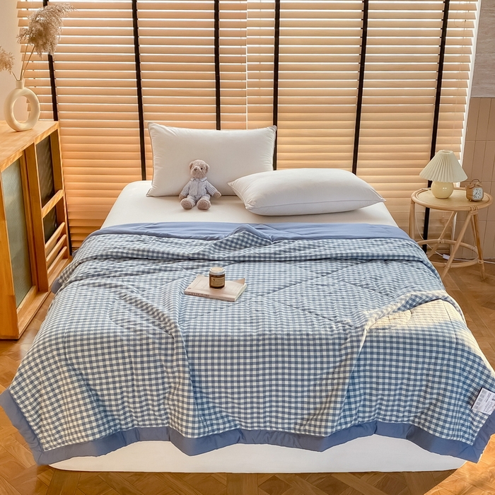 91家纺网 家纺一手货源 找家纺 梦恬佳2024新款无印风水洗棉夏被-蓝小格