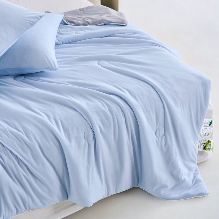 91家纺网 家纺一手货源 找家纺 梦恬佳2024新款A类冰淇凌凉感丝夏被 天空蓝