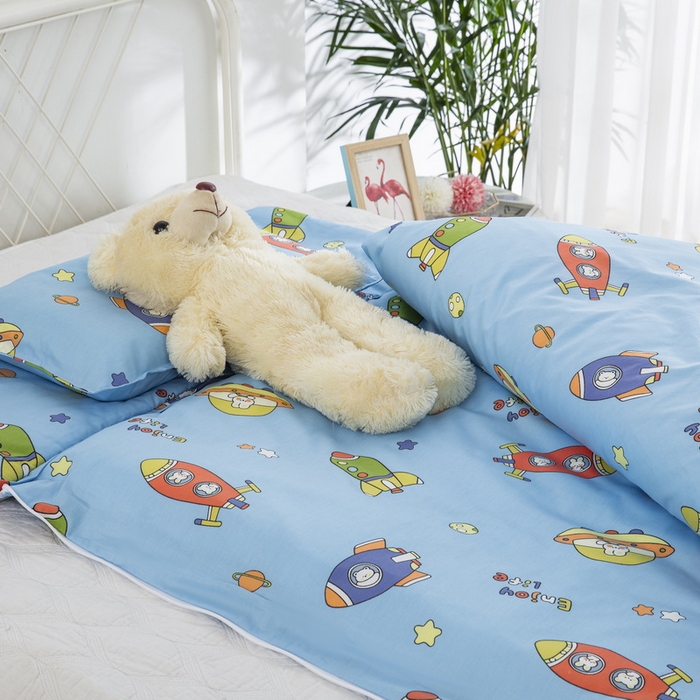 91家纺网 家纺一手货源 找家纺 大黄蜂家居家纺 2025新款纯棉四季款水晶绒四季大版花儿童睡袋 遨游太空