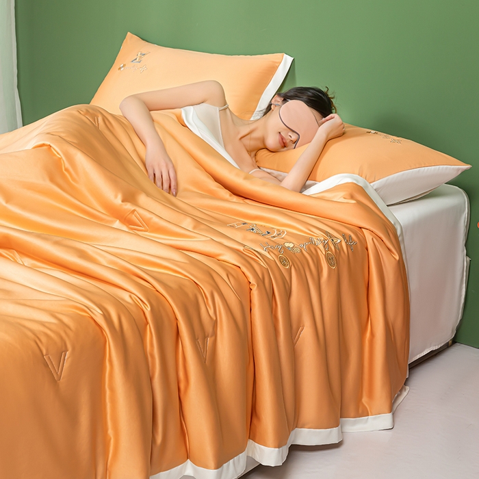 91家纺网 家纺一手货源 找家纺 梦镜家纺 2025新款凉感丝大豆夏被-四叶草系列 四叶草-热烈橙