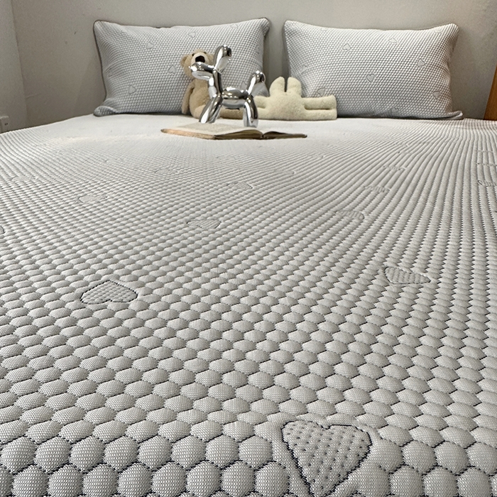 91家纺网 家纺一手货源 找家纺 千朵  2024新款床笠款3D凉感豆豆凉席 爱心灰