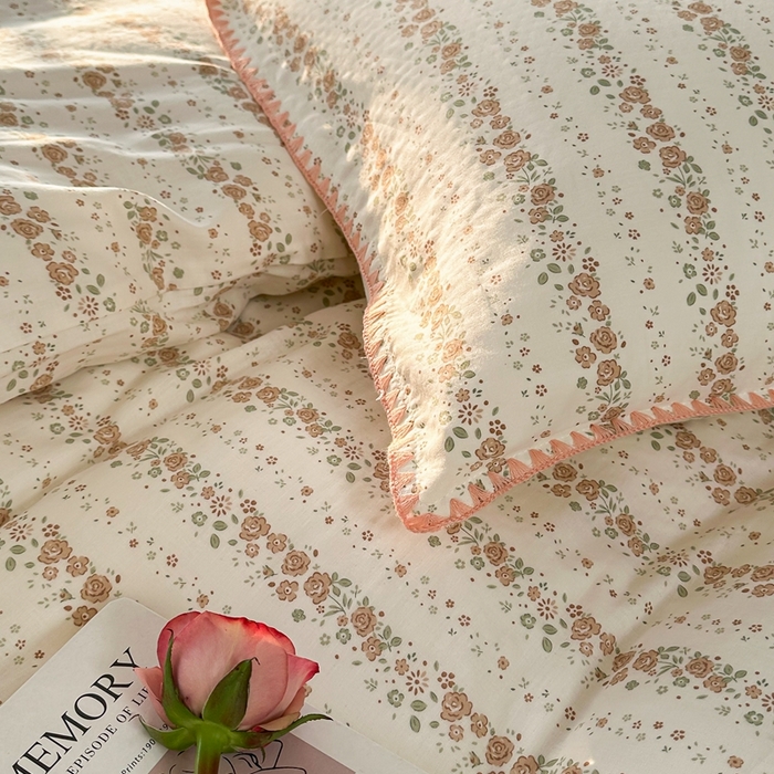 91家纺网 家纺一手货源 找家纺 洋铭区（原狠狠爱） 2024新款全棉双层纱四件套 桃粉小花