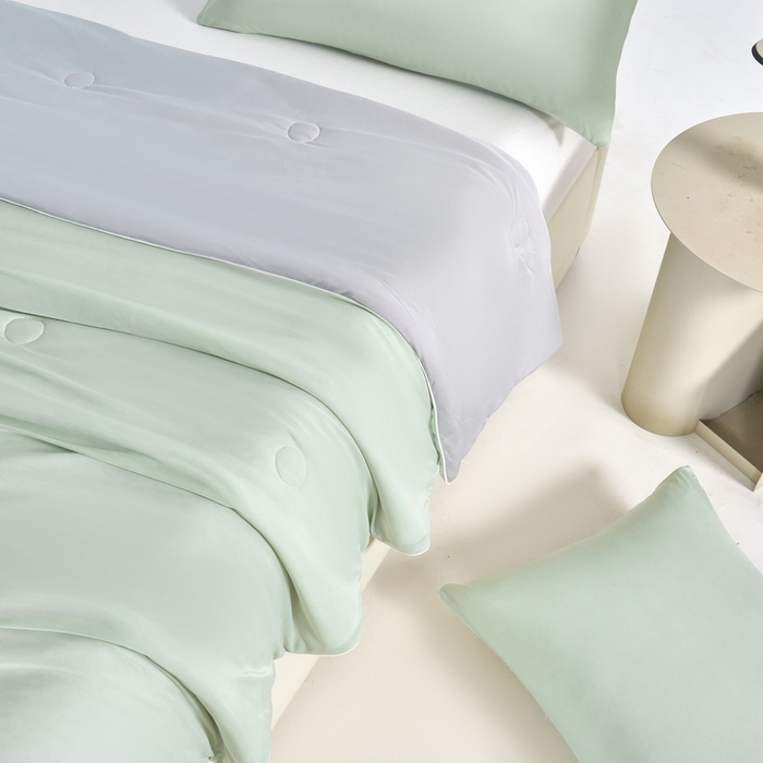 91家纺网 家纺一手货源 找家纺 梦恬佳2024新款A类冰淇凌凉感丝夏被 水绿色