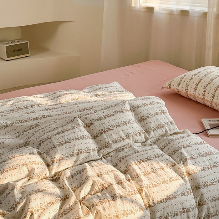 91家纺网 家纺一手货源 找家纺 洋铭区（原狠狠爱） 2024新款全棉双层纱四件套 桃粉小花