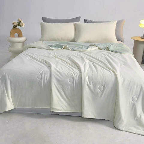 91家纺网 家纺一手货源 找家纺 梦恬佳2024新款A类冰淇凌凉感丝夏被 奶油杏