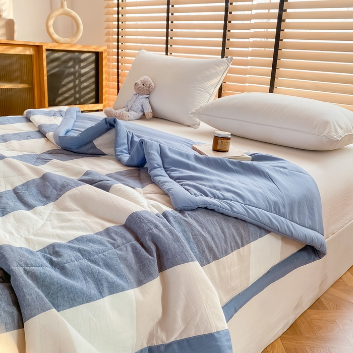 91家纺网 家纺一手货源 找家纺 梦恬佳2024新款无印风水洗棉夏被-蓝大格