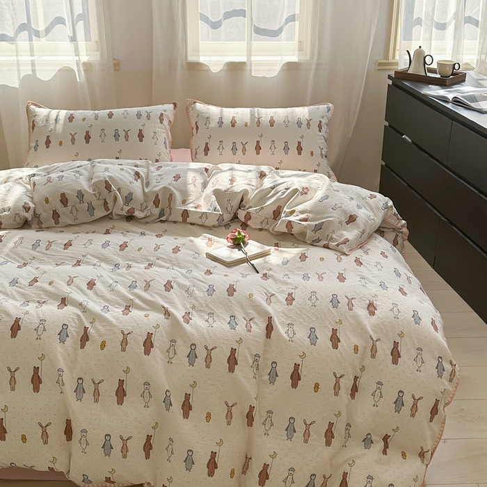 91家纺网 家纺一手货源 找家纺 洋铭区（原狠狠爱） 2024新款全棉双层纱四件套 可爱月亮