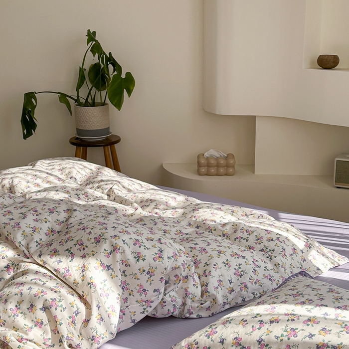 91家纺网 家纺一手货源 找家纺 洋铭区（原狠狠爱） 2024新款全棉双层纱四件套 紫花乐园