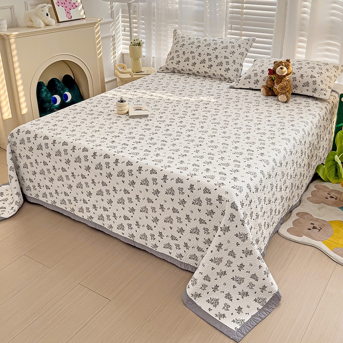 91家纺网 家纺一手货源 找家纺 2024新款A类60支双面全棉高温水洗夹棉单床盖填充新疆棉花 紫荆花