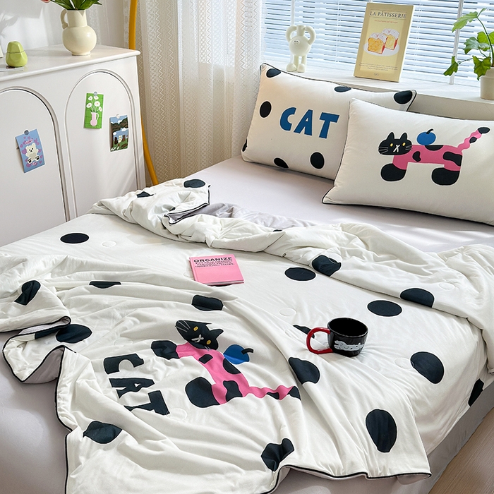 91家纺网 家纺一手货源 找家纺 星期八 2024新款针织棉夏被四件套 小猫