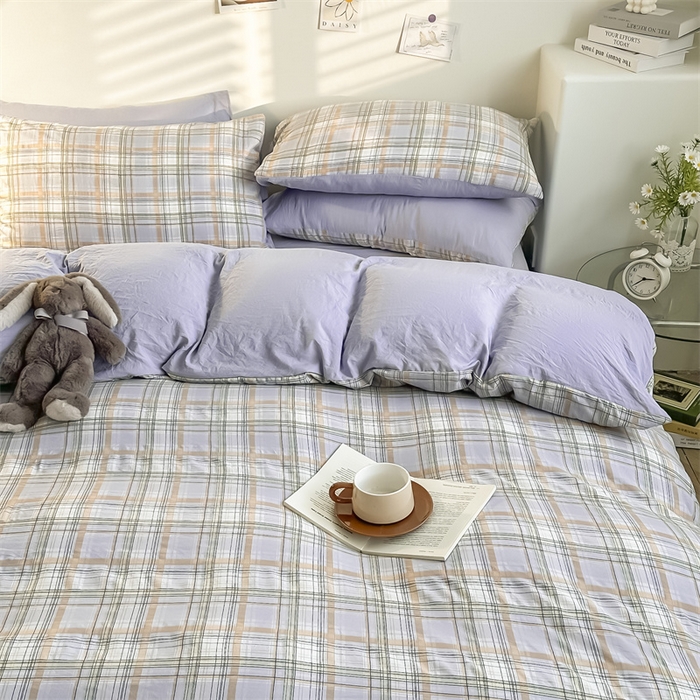 91家纺网 家纺一手货源 找家纺 古吉梦 2024新款水洗棉小清新印花格子系列四件套 G可可紫+浅紫