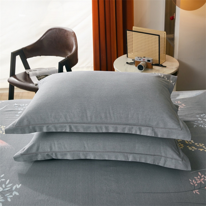 91家纺网 家纺一手货源 找家纺 尚帛 2024新款新疆棉磨毛印花单品枕套 云梦花间（灰）