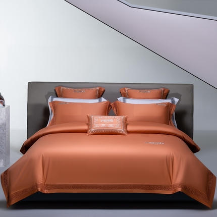 91家纺网 家纺一手货源 找家纺 高大尚2025春夏新品长绒棉高端绣花四件套-芬迪  芬迪-爱玛橙