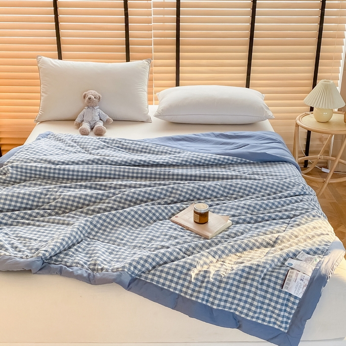 91家纺网 家纺一手货源 找家纺 梦恬佳2024新款无印风水洗棉夏被-蓝小格