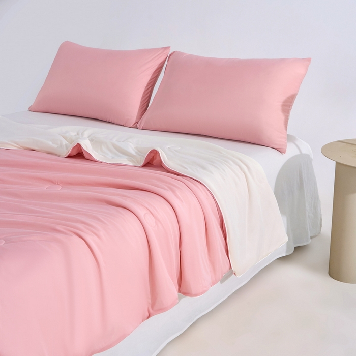 91家纺网 家纺一手货源 找家纺 梦恬佳2024新款A类冰淇凌凉感丝夏被 樱桃粉