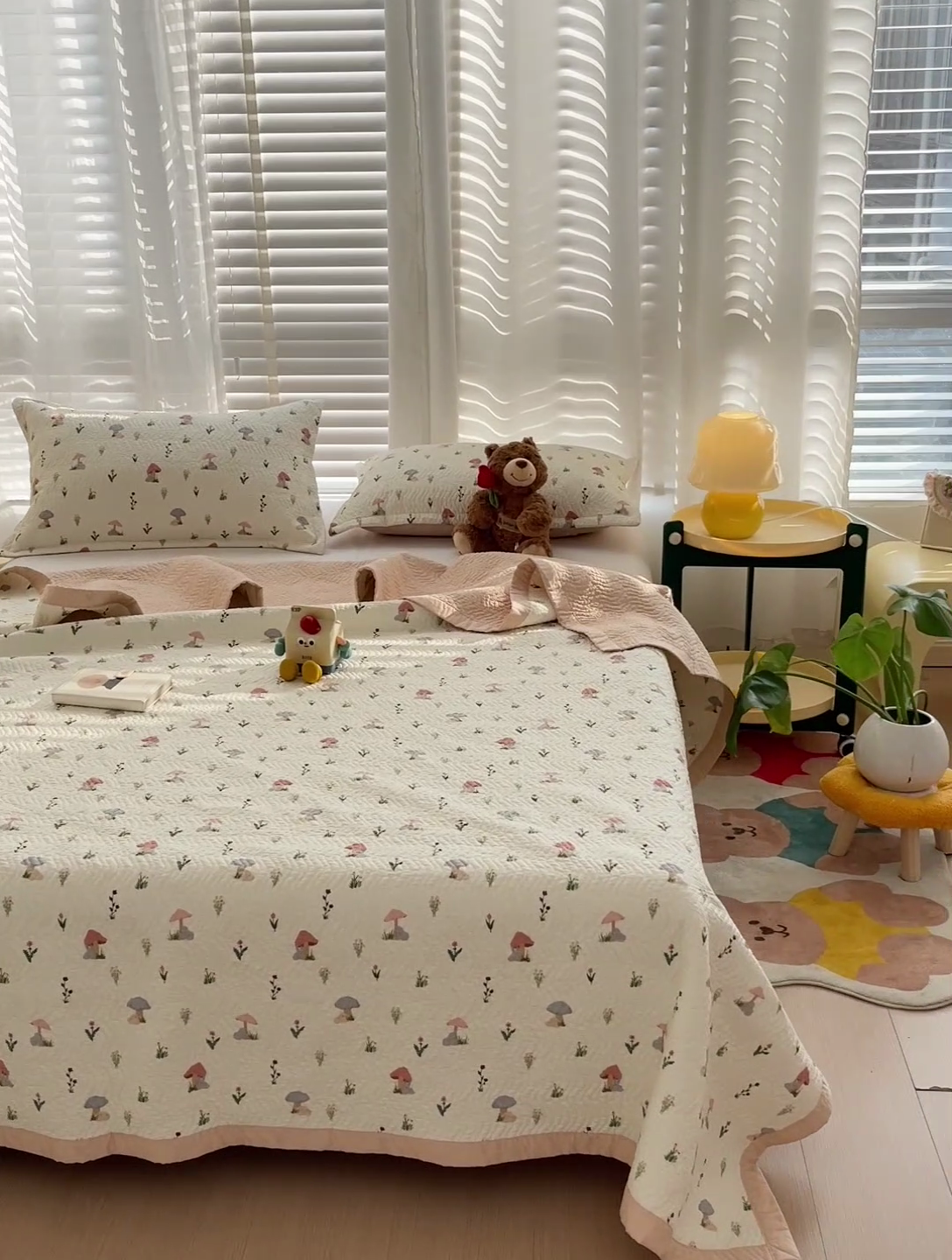 91家纺网 家纺一手货源 找家纺 2024新款A类60支双面全棉高温水洗夹棉单床盖填充新疆棉花 爱丽丝