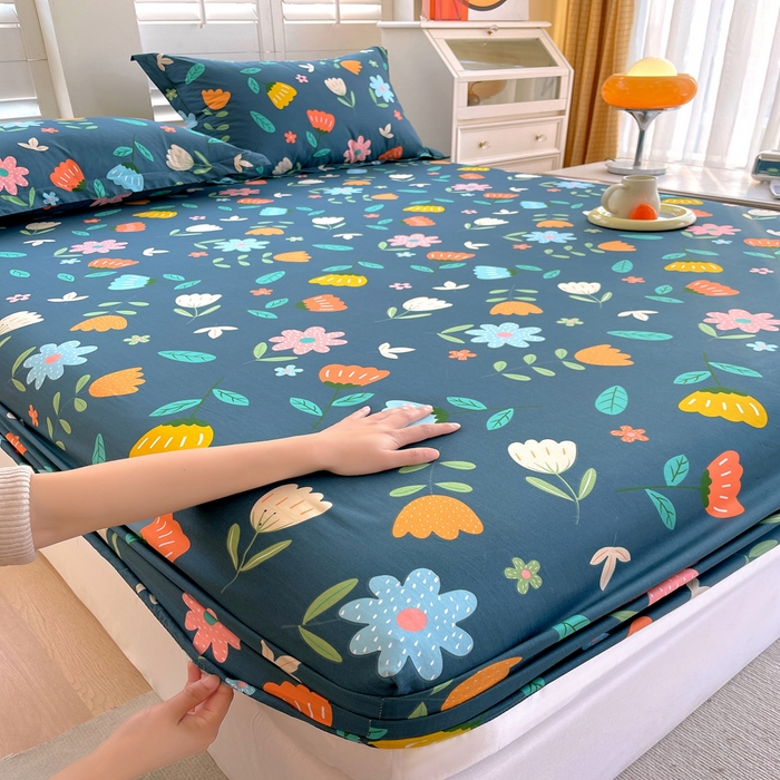 91家纺网 家纺一手货源 找家纺 洺兰家居 2025新款全棉喷气印花单床笠纯棉小清新花卉北欧风床套/枕套 洛洛繁花蓝