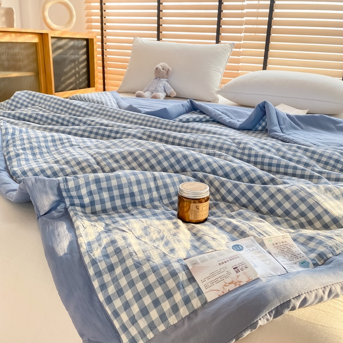 91家纺网 家纺一手货源 找家纺 梦恬佳2024新款无印风水洗棉夏被-蓝小格