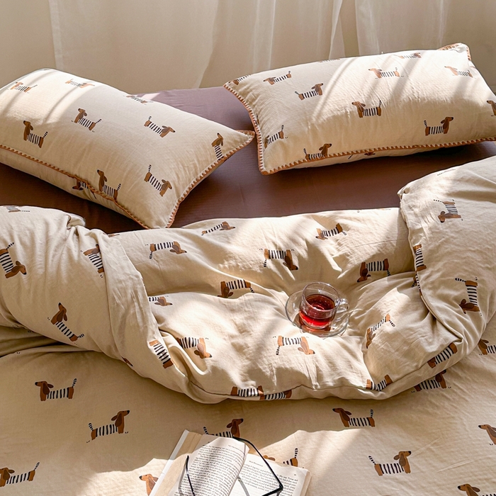 91家纺网 家纺一手货源 找家纺 洋铭区（原狠狠爱） 2024新款全棉双层纱四件套 小狗条条