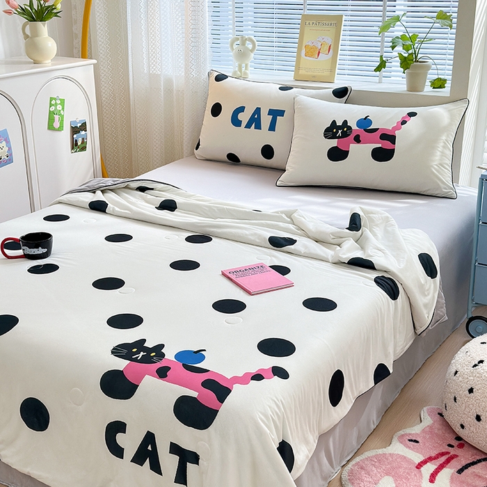 91家纺网 家纺一手货源 找家纺 星期八 2024新款针织棉夏被四件套 小猫