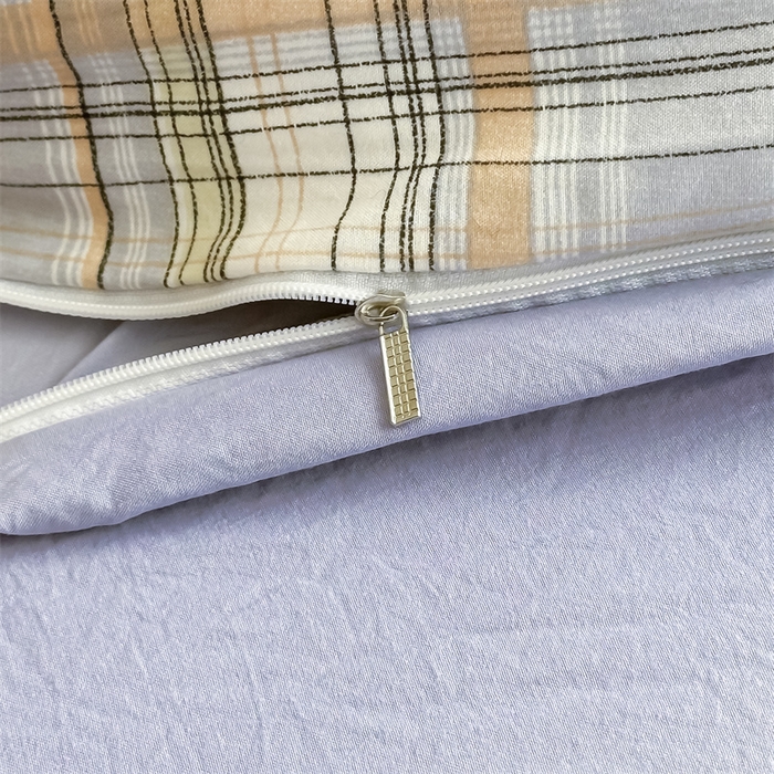 91家纺网 家纺一手货源 找家纺 古吉梦 2024新款水洗棉小清新印花格子系列四件套 G可可紫+浅紫