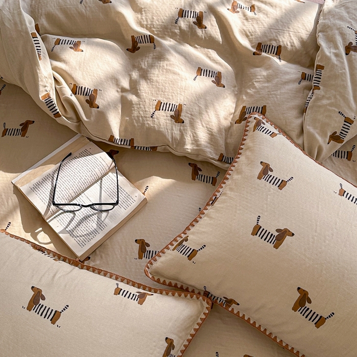 91家纺网 家纺一手货源 找家纺 洋铭区（原狠狠爱） 2024新款全棉双层纱四件套 小狗条条