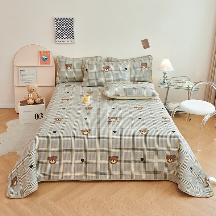 91家纺网 家纺一手货源 找家纺 莎果 2024新款正面纯棉绗缝床盖 格子熊