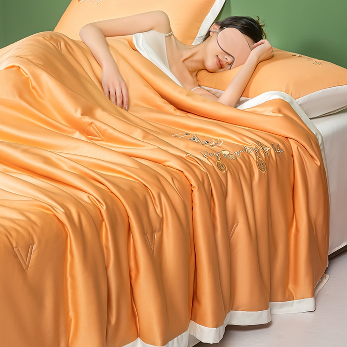 91家纺网 家纺一手货源 找家纺 梦镜家纺 2025新款凉感丝大豆夏被-四叶草系列 四叶草-热烈橙