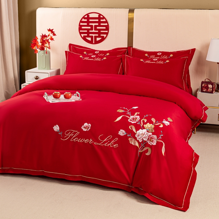 91家纺网 家纺一手货源 找家纺 银石 2024新款60新疆长绒棉大红婚庆绣花四件套 倾心一片