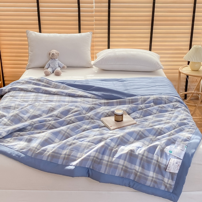 91家纺网 家纺一手货源 找家纺 梦恬佳2024新款无印风水洗棉夏被-初遇蓝