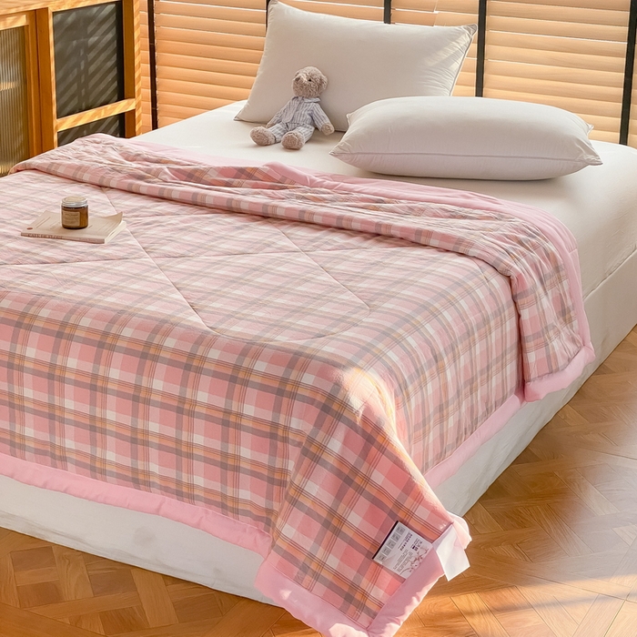 91家纺网 家纺一手货源 找家纺 梦恬佳2024新款无印风水洗棉夏被-初遇粉