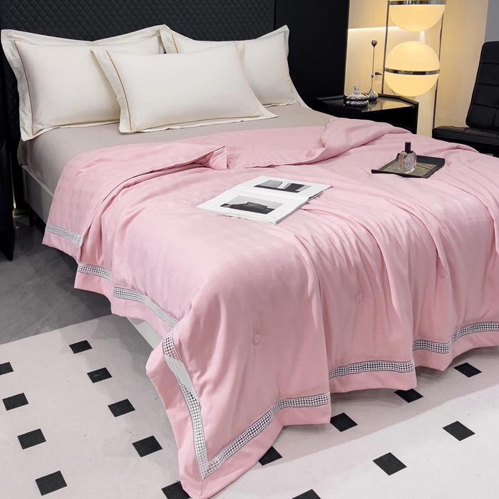 91家纺网 家纺一手货源 找家纺 优姿家纺  2024新品凉感生态提花大豆镂空抑菌夏被 格调优美-豆沙