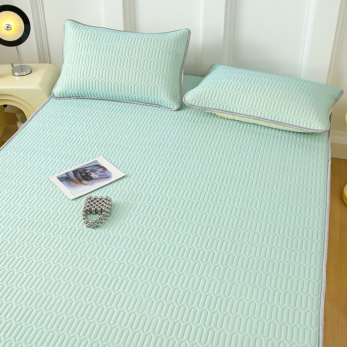 91家纺网 家纺一手货源 找家纺 伊人坊 2024新款A类凉感丝0.4乳胶床笠凉席夏被套件 薄荷绿