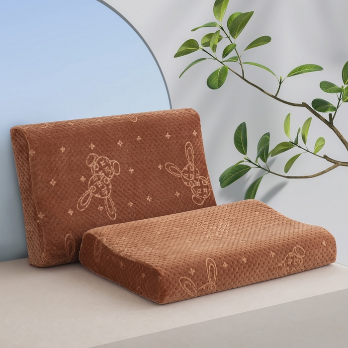 91家纺网 家纺一手货源 找家纺 大黄蜂家居家纺 2025新款吉祥兔宝宝绒夹棉秋冬乳胶枕套 经典咖