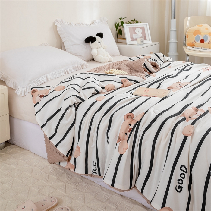 91家纺网 家纺一手货源 找家纺 芯元素 2024新款A类水洗棉凉豆豆夏被 社恐小熊