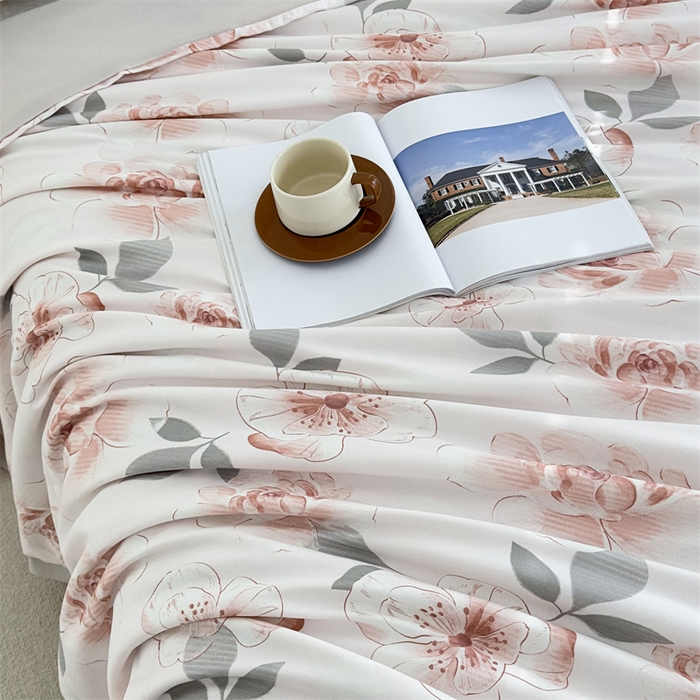 91家纺网 家纺一手货源 找家纺 青螺家纺2024新款50S天丝夏凉被 浪漫夏粉