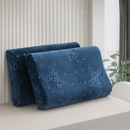 91家纺网 家纺一手货源 找家纺 大黄蜂家居家纺 2025新款吉祥兔宝宝绒夹棉秋冬乳胶枕套 宾利兰