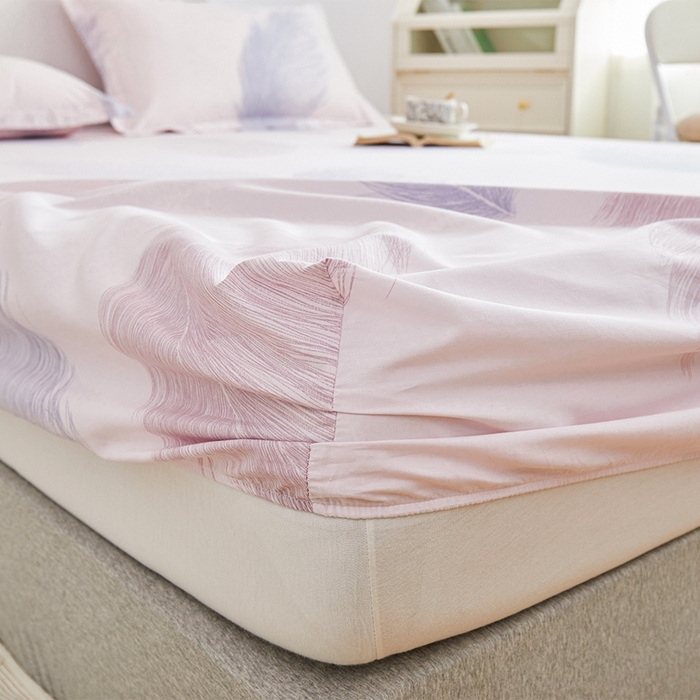 91家纺网 家纺一手货源 找家纺 元元被芯 2024新款小清新全棉套件单品-单床笠 且听风吟-粉