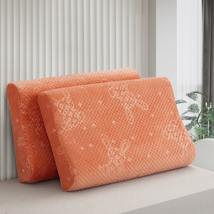 91家纺网 家纺一手货源 找家纺 （总）大黄蜂家居家纺 2025新款吉祥兔宝宝绒夹棉秋冬乳胶枕套