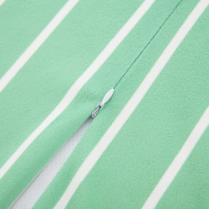 91家纺网 家纺一手货源 找家纺 大黄蜂家居家纺 2025新款水晶绒卡通图案枕套乳胶款水晶绒枕套 小熊飞行员