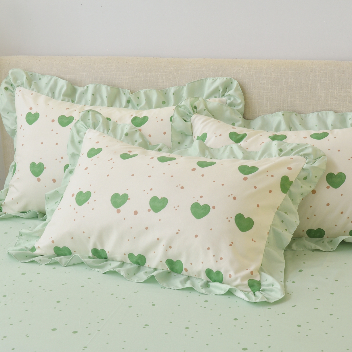 91家纺网 家纺一手货源 找家纺 宅家居 2024新韩版亲肤磨毛花边小号三件套 四件套床单大荷叶边 米可-苹果绿