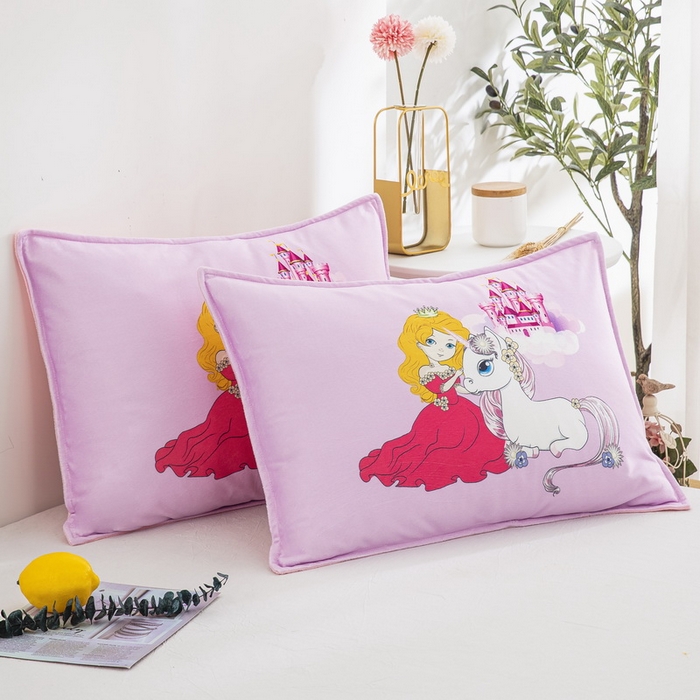 91家纺网 家纺一手货源 找家纺 大黄蜂家居家纺 2025新款水晶绒卡通图案枕套-平面款水晶绒枕套 城堡公主