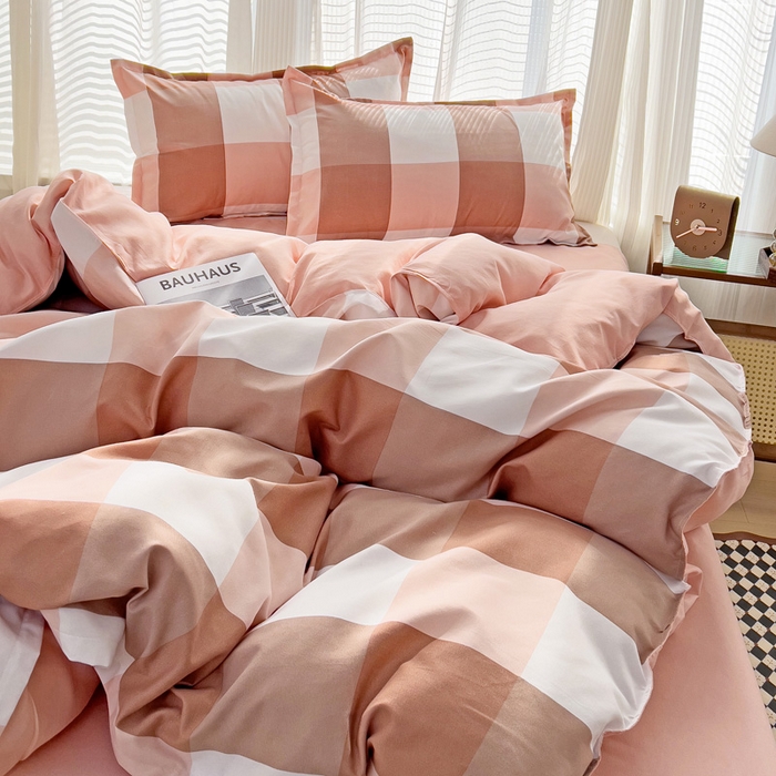 91家纺网 家纺一手货源 找家纺 赫然 130g生态长绒棉贡棉植物羊绒加厚斜纹磨毛四件套 粉大格