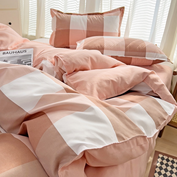 91家纺网 家纺一手货源 找家纺 赫然 130g生态长绒棉贡棉植物羊绒加厚斜纹磨毛四件套 粉大格