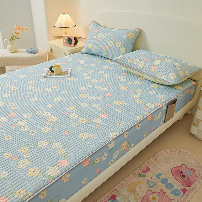 91家纺网 家纺一手货源 找家纺 伊人坊 2024新款A类凉感丝0.4乳胶床笠凉席夏被套件 花花世界