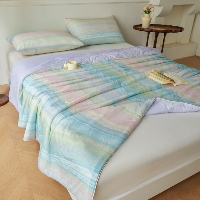 91家纺网 家纺一手货源 找家纺 小禹仔 2025新款针织凉感丝印花夏被夏凉被被芯 彩虹桥