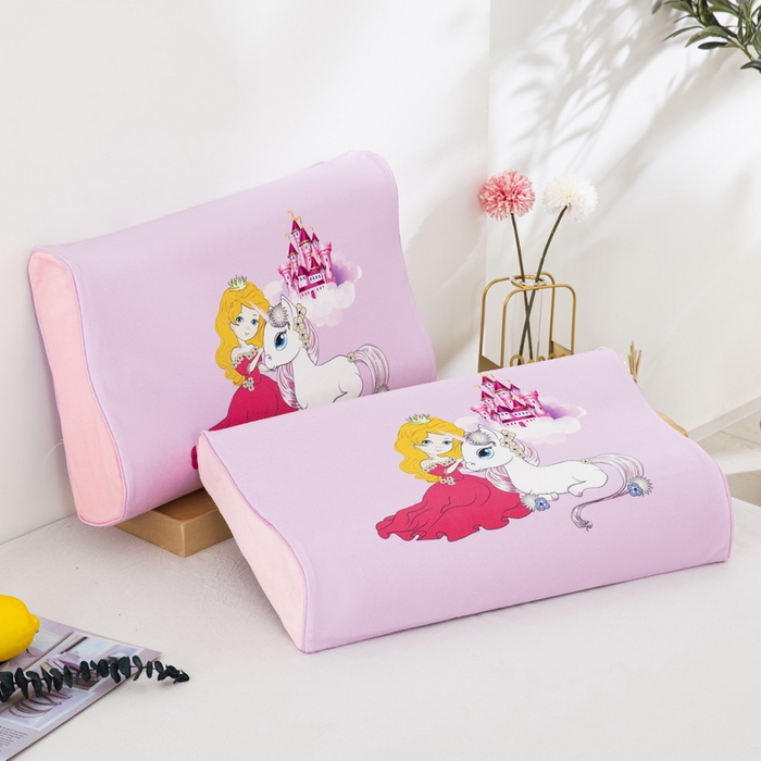 91家纺网 家纺一手货源 找家纺 大黄蜂家居家纺 2025新款水晶绒卡通图案枕套乳胶款水晶绒枕套 城堡公主